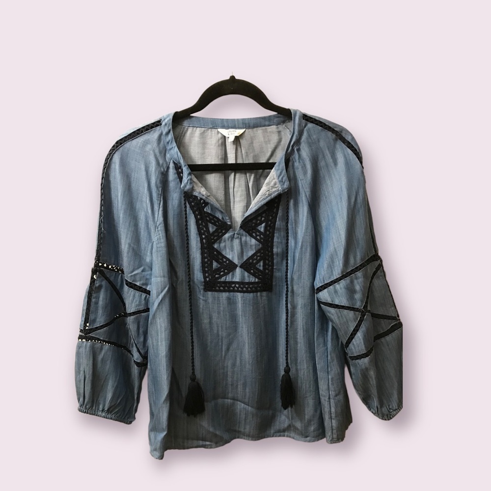 Crown & Ivy Denim Embroidered Long Sleeve Blouse. Size Small